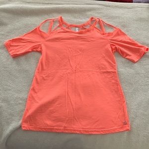 Fabletics Sunburst strappy open shoulder top